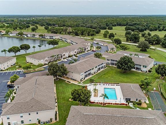 3rd image of 11644 SW Egret Cir APT 1405
