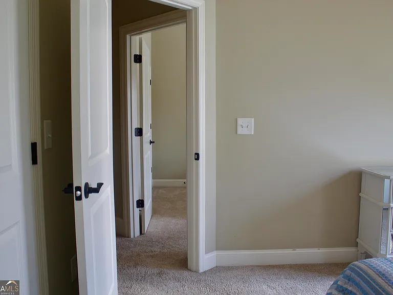 2559 Willow Field Xing SE — Photo 32