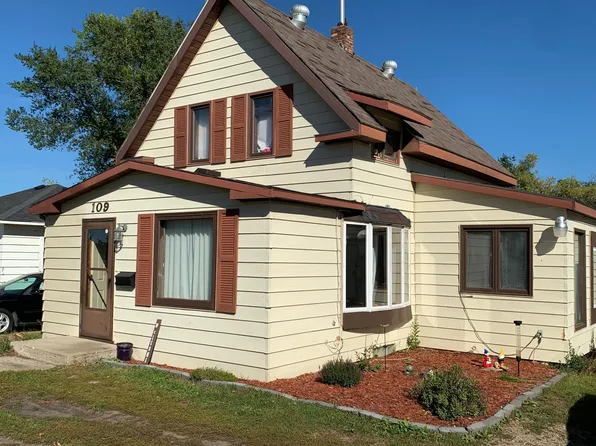 109 Washington Ave, Detroit Lakes, MN 56501