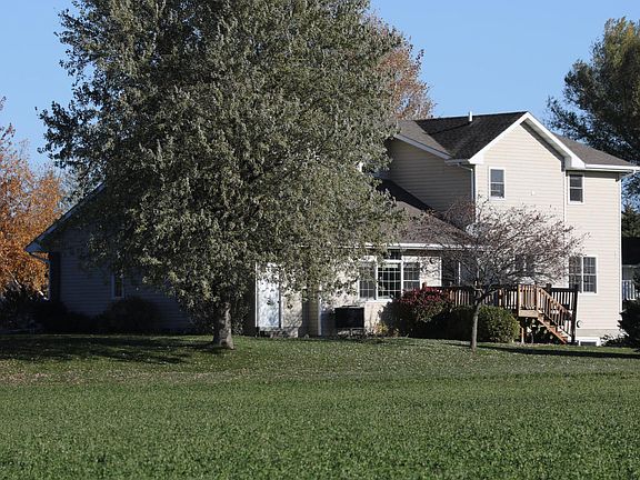 2nd image of 3009 Keokuk Ave