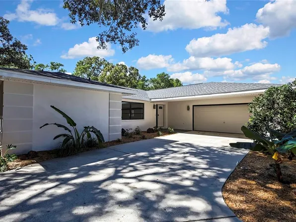 9 Hollyhock Ct, Homosassa, FL 34446