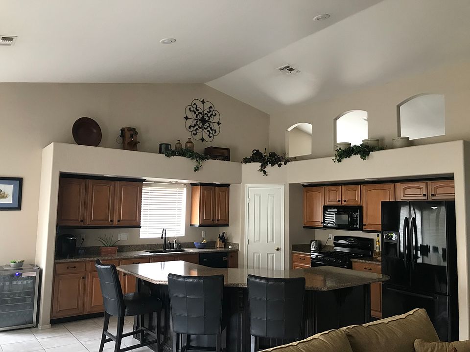 1st image of 17713 W Eagle Dr