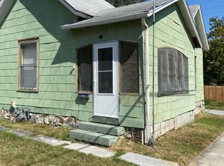 915 W 8th St, Joplin, MO 64801