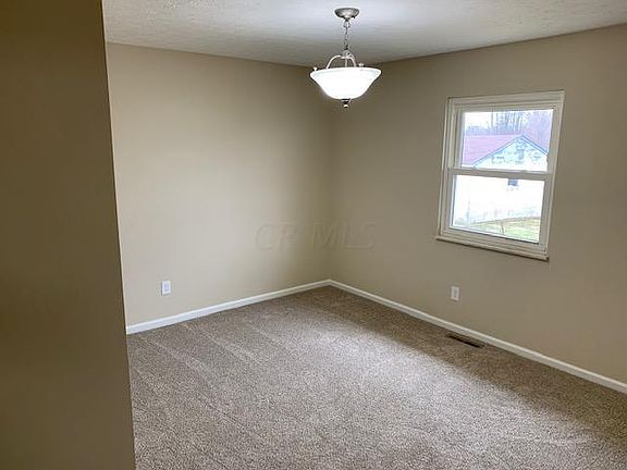 5th image of 3798 Parsons Ave