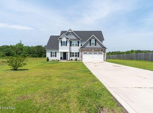 103 Easton Dr, Richlands, NC 28574