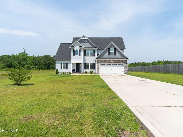 103 Easton Drive, Richlands, NC 28574