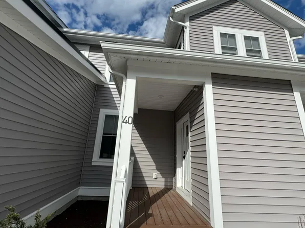 7 E Dexter Ave #40, Woburn, MA 01801