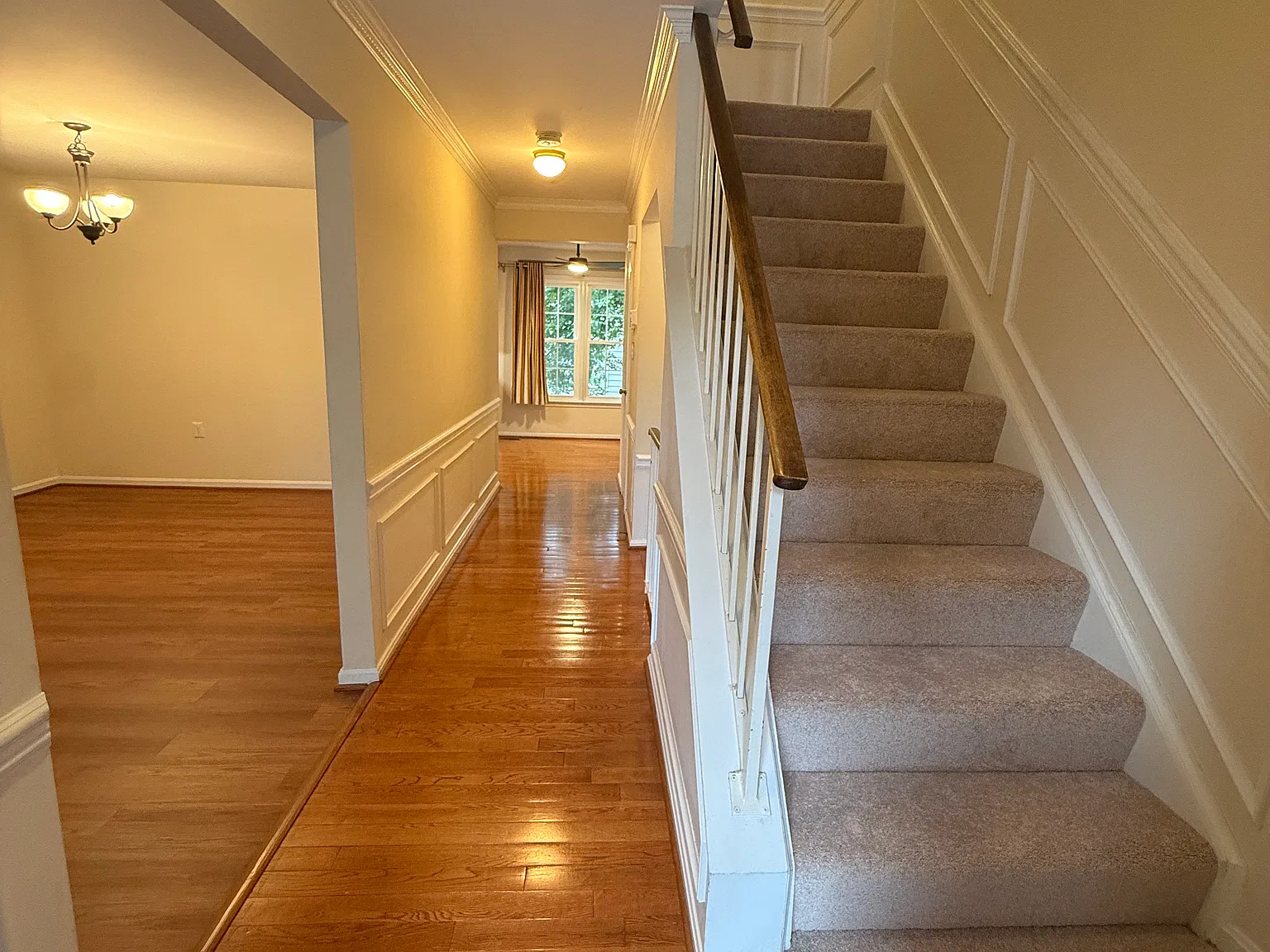 3 bed, 2.5 bath, 1616 sqft, $2,950 — Photo 3