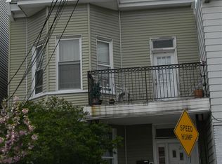 27 Bleecker St, Jersey City, NJ 07307