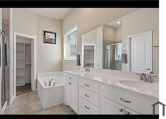 5th image of 3021 Lily Ln