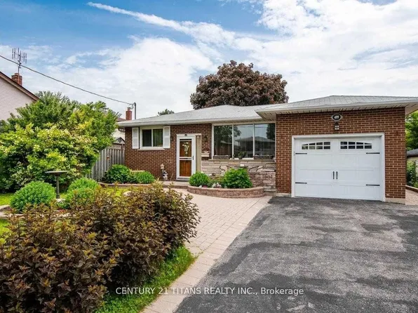 499 Wilson Rd N, Oshawa, ON L1G 6E8