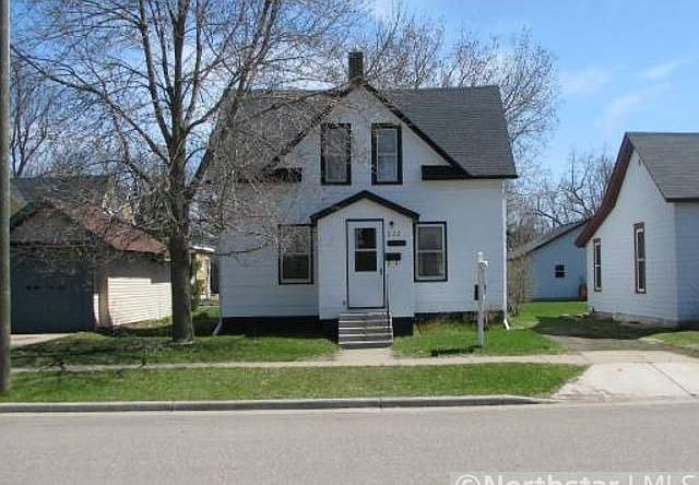 2nd image of 609 N Montana Ave