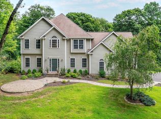 30 Old Bridge Rd, Brookfield, CT 06804