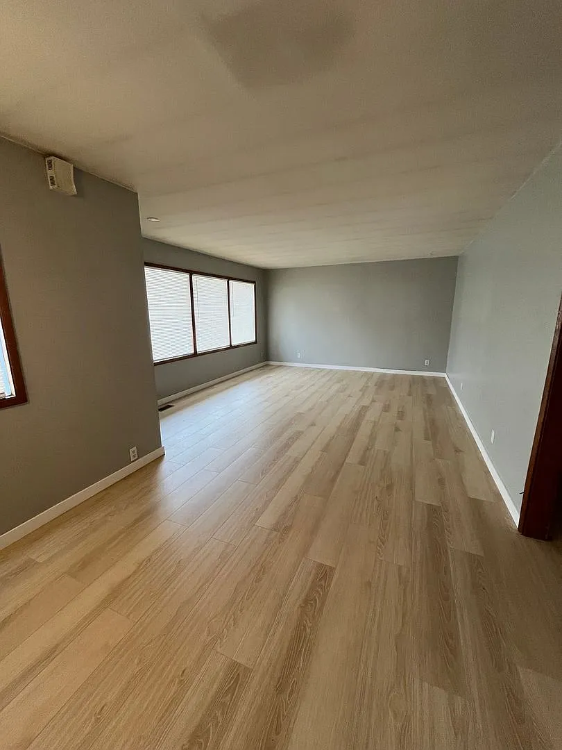 Larch Way Townhomes — Photo 3