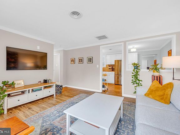 4th image of 7729 Carter Rd