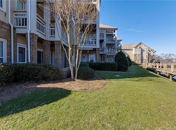 3rd image of 103 Pier 33 Dr Unit 216
