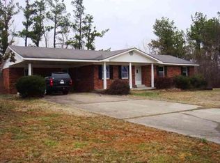 135 Greyhound Cir, Paducah, KY 42003