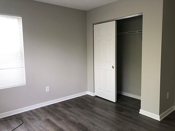 2nd image of 5130 Tuscany Ln