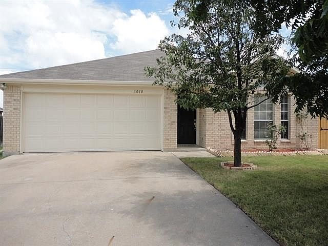1st image of 3010 Green Vista Ct