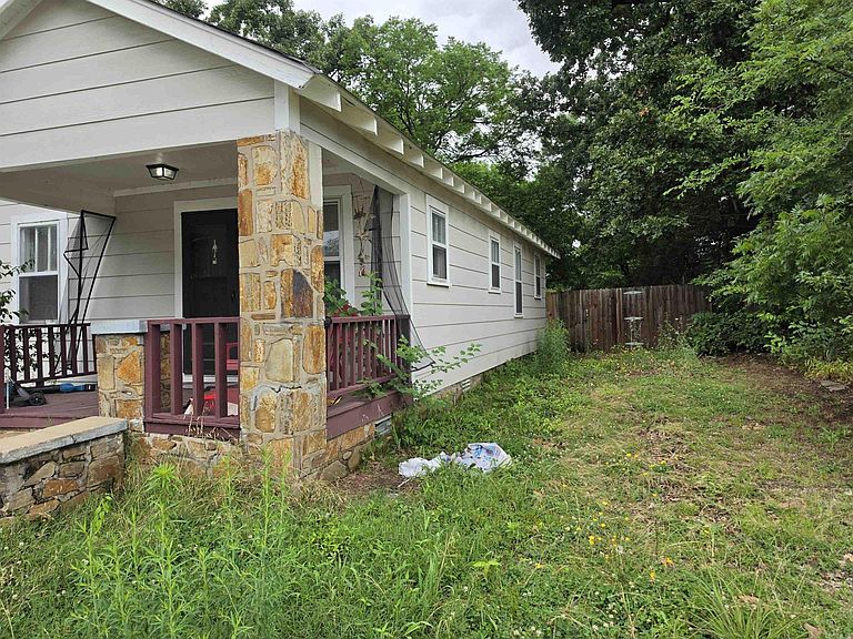 Listing photo 4