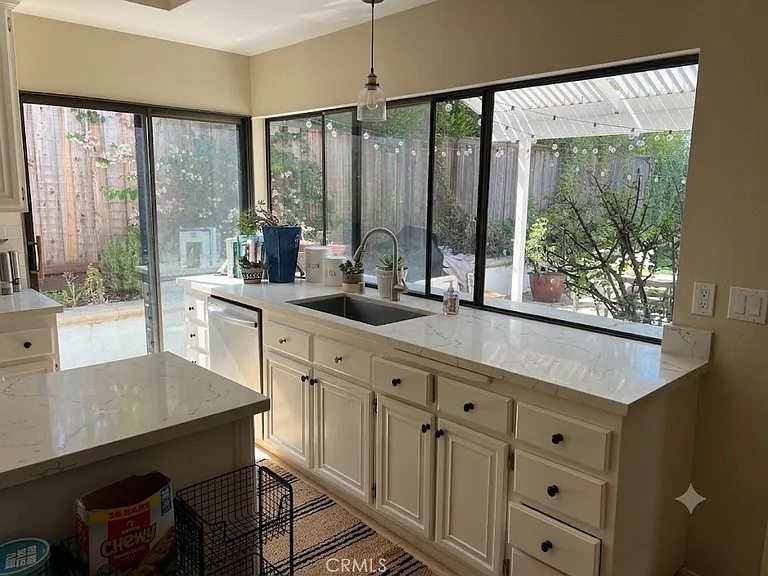 1975 Port Dunleigh Cir — Photo 1