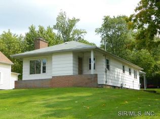 510 W Mechanic St, Hillsboro, IL 62049