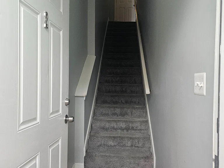 1912 W Baltimore St #2 — Photo 3