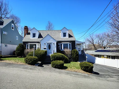 74 Thurlow Ave Photo 1