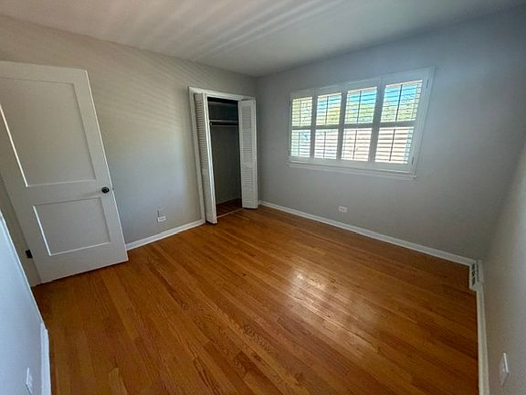 5th image of 1031 Maple Rd