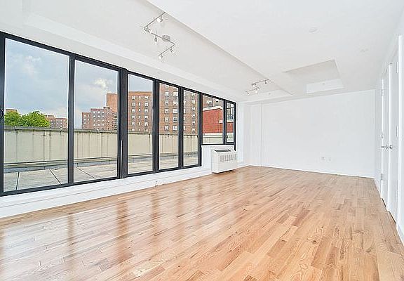 3rd image of 48 E 132nd St Penthouse F