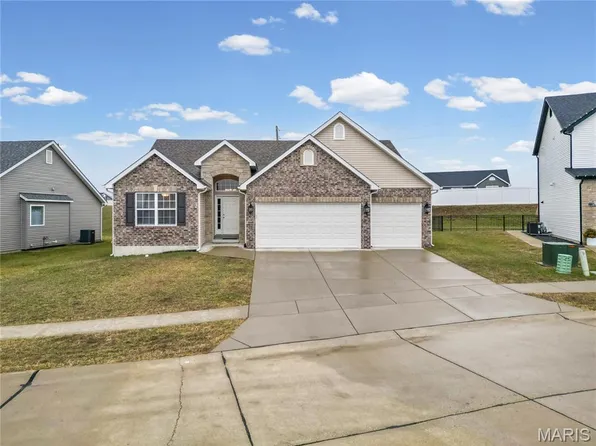 1868 Sunset Rdg, Festus, MO 63028