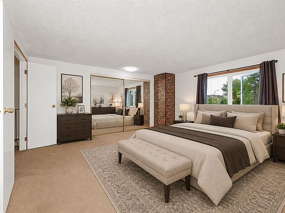 2nd image of 78 Queen Anne Close SE