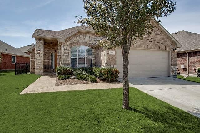 1st image of 918 Grand Cypress Ln