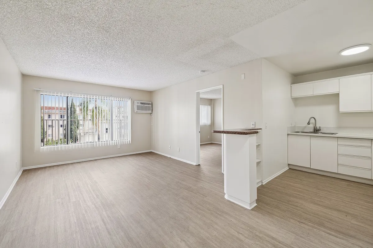 Floor plan Two Bedroom