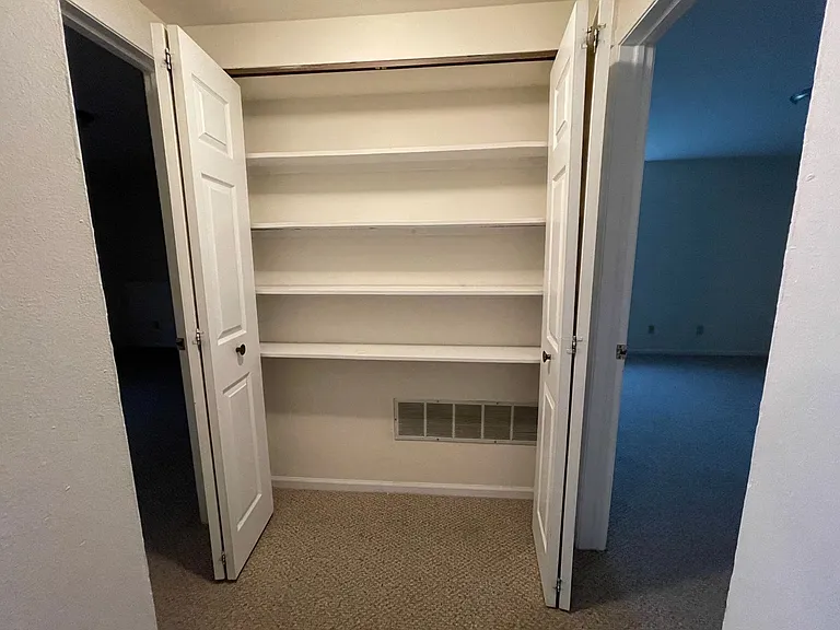 Muirfield Apartments — Photo 56