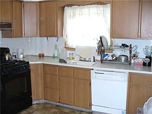 5th image of 58 Crystal Ave