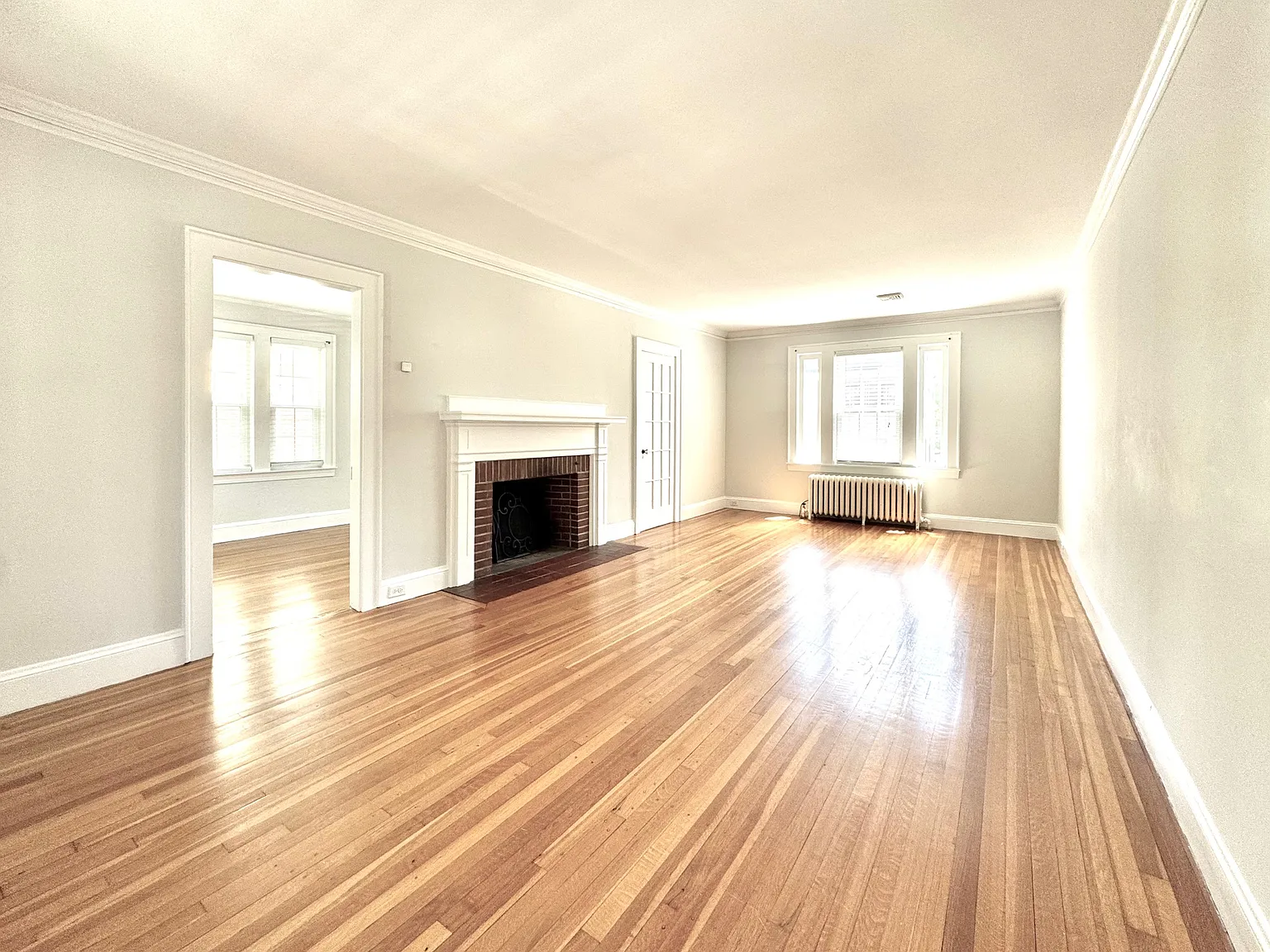 3 bed, 2259 sqft, $6,500 — Photo 4
