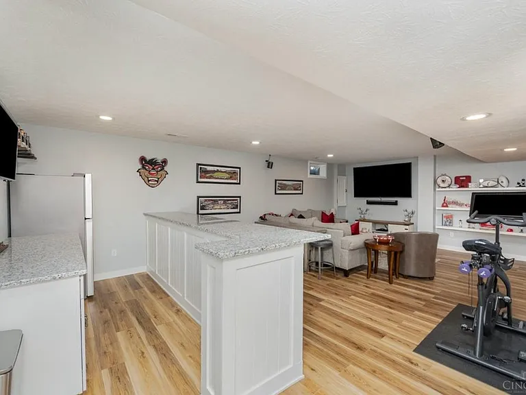 3337 Crescent Falls Way — Photo 21