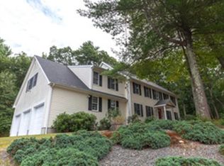 67 Cedarmill Dr, Raynham, MA 02767