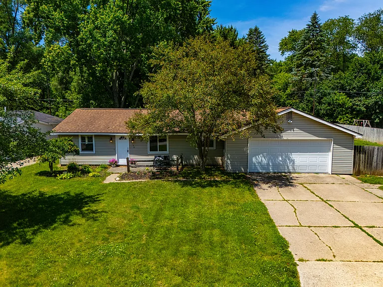 3130 Greenlawn Ave — Photo 29