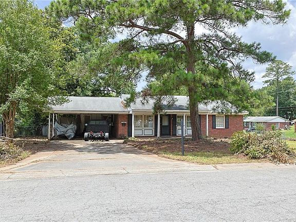 3rd image of 1550 Greenwich Pl