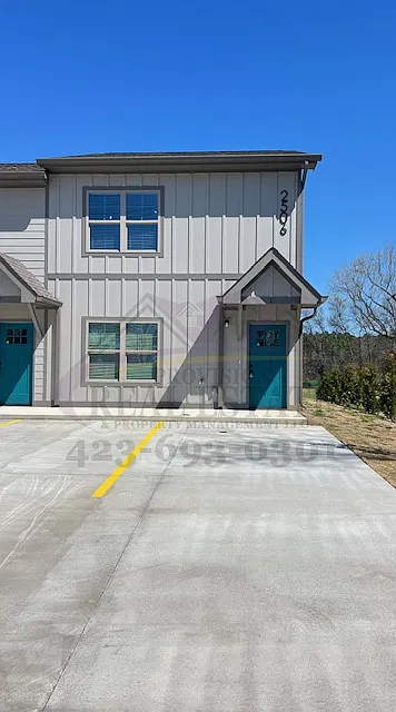 New Contruction!! 2bd/1.5ba Townhouse — Photo 3