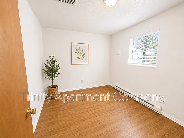 1101 Coal Ave SW #B — Photo 3