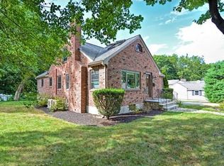 160 Pond St, Winchester, MA 01890