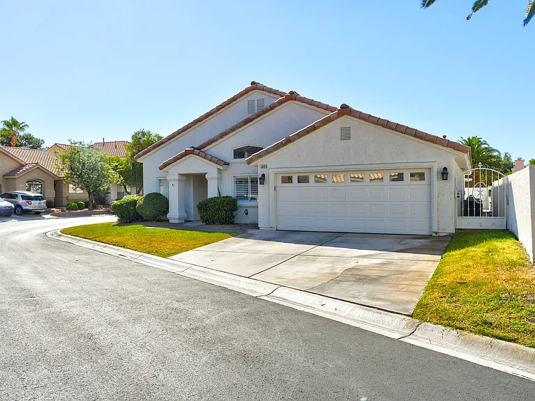 5049 Forest Oaks Dr — Photo 6