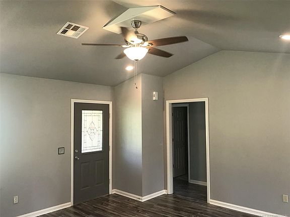 3rd image of 1008 N 5th St
