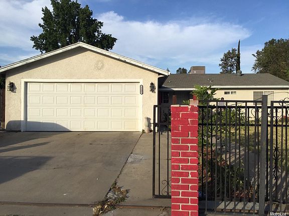 2nd image of 1135 Baywood Ln