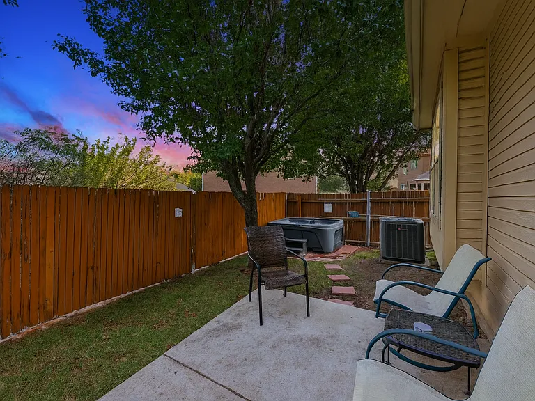 8304 Timberbrook Ln — Photo 35