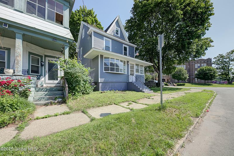 2nd image of 801 Holland Road