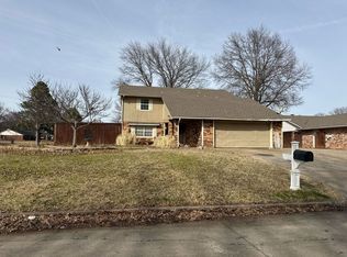 3000 Tull Pl, Muskogee, OK 74403